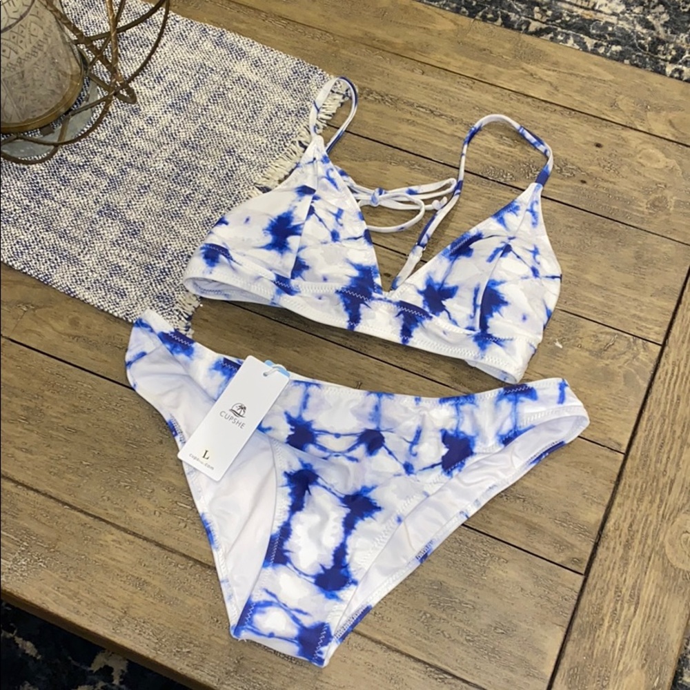 SOLD___NWT Cupshe tie dyed bikini